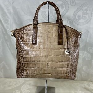 Excellent Condition Brahmin Satchel